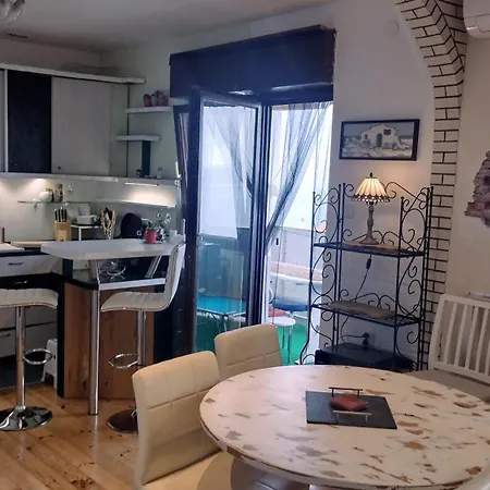 Milaren شقة تْسْغيكفانِتْسا